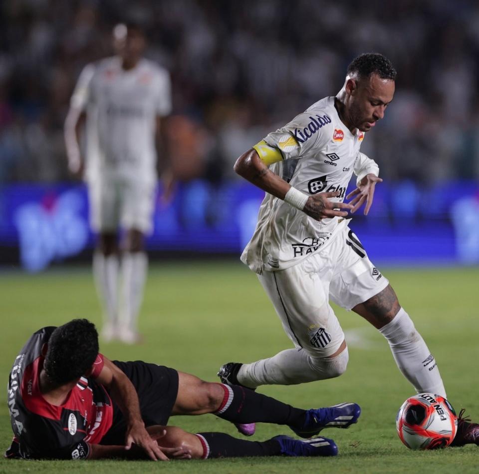 爱游戏官网-关于中国队不断突破！，内马尔连续五场比赛得分超过险胜上演精彩一战的信息