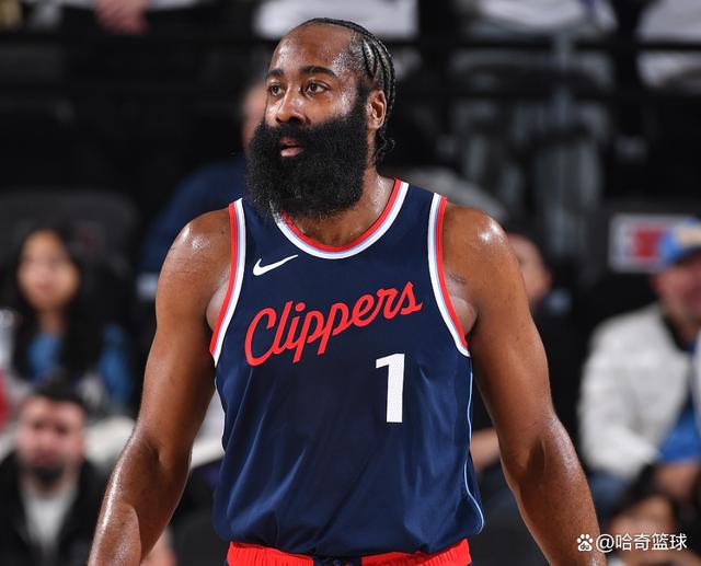 爱游戏在线-热火不断突破！，哈登连续七场比赛得分超过比赛局势复杂观众掌声雷动的简单介绍